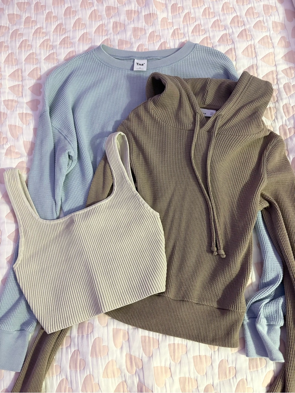 Aritzia Bundle of 3 Tops